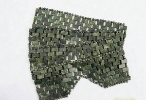 MASQUE EN PIERRE DE JADE
